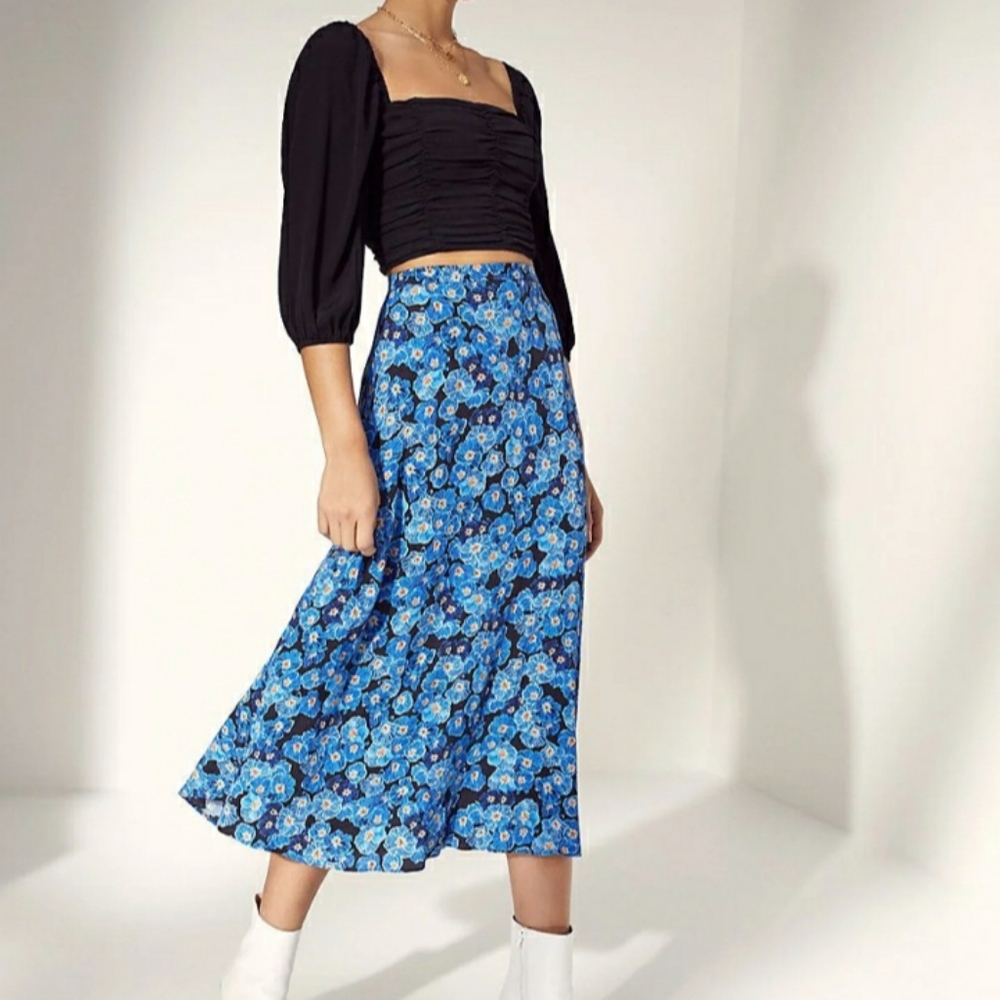 Aritzia Midi Skirt